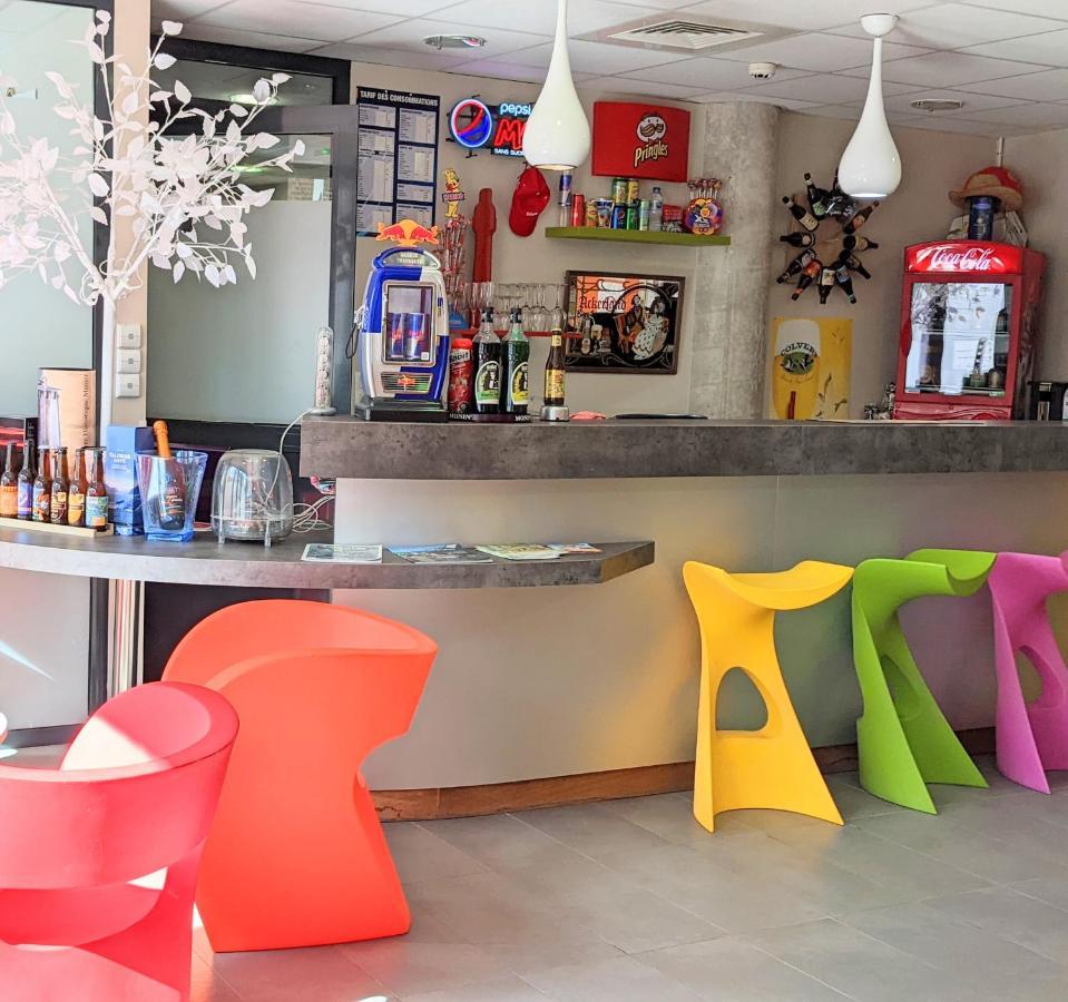 Auberge Des Remparts 페론네 외부 사진