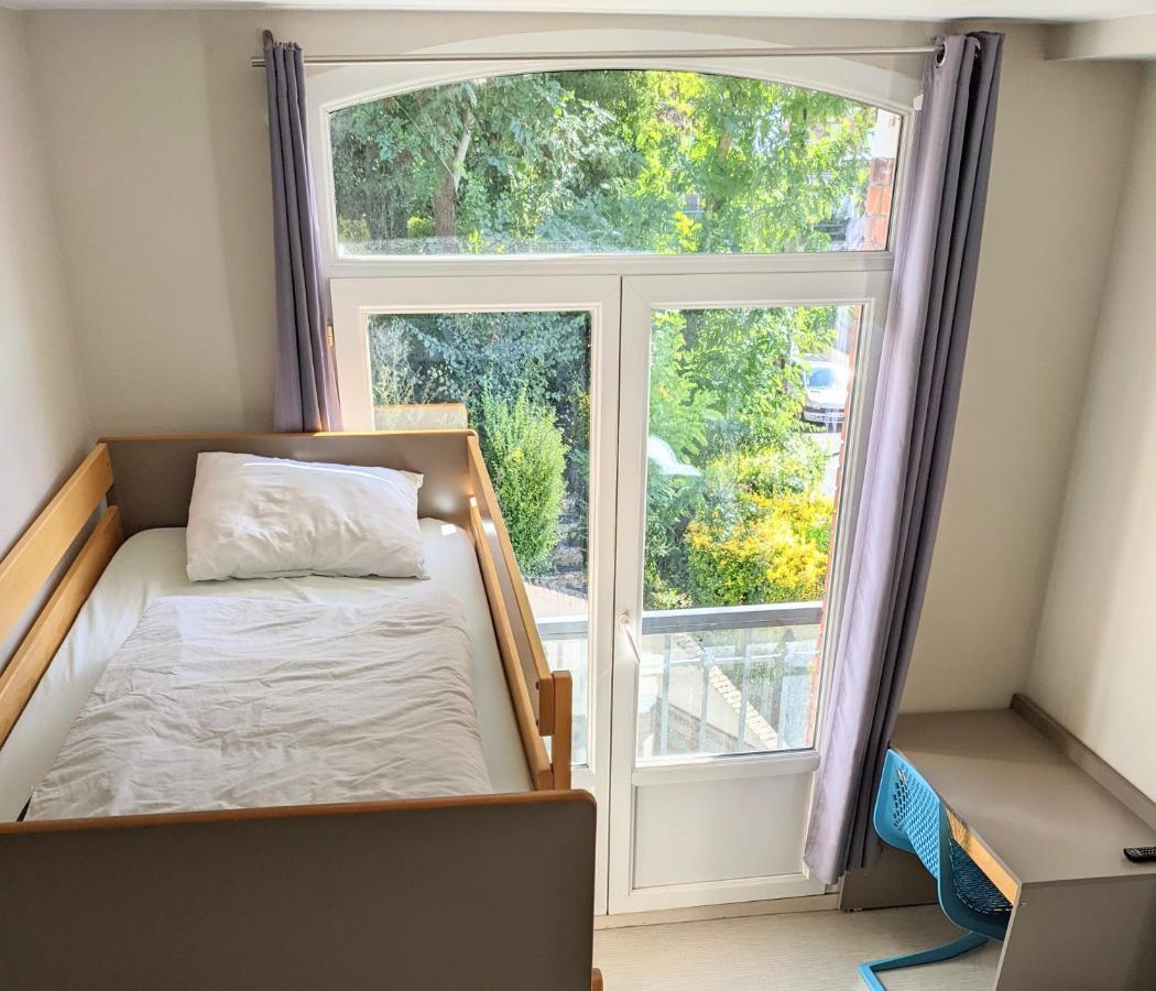 Auberge Des Remparts 페론네 외부 사진