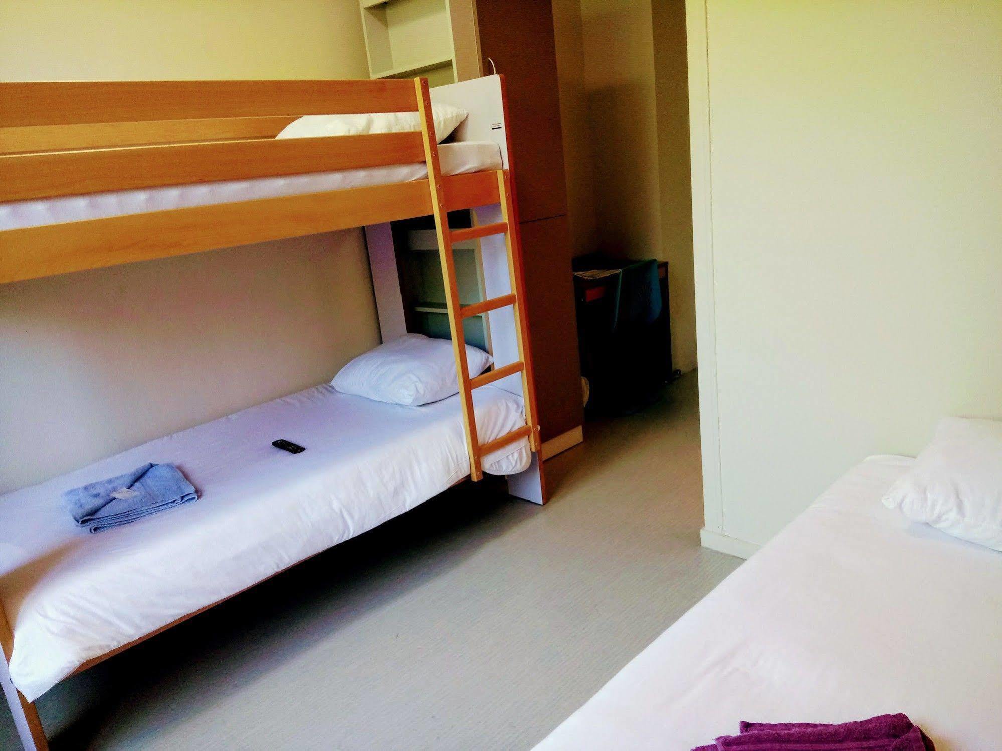 Auberge Des Remparts 페론네 외부 사진
