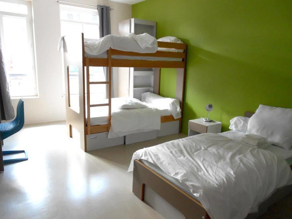 Auberge Des Remparts 페론네 외부 사진